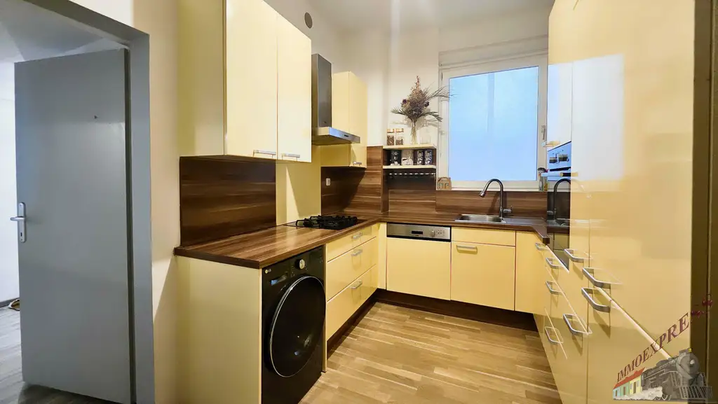 Charmante 4-Zimmer-Altbauwohnung mit modernem Flair in der Karmarschgasse – 83 m²