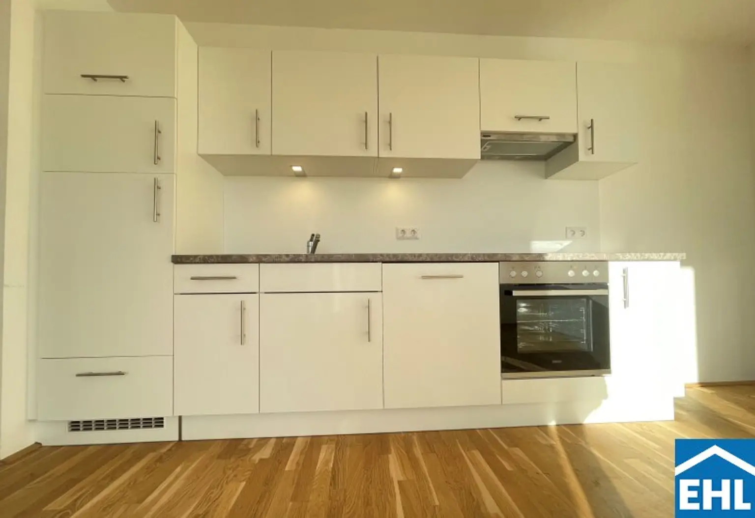 3-Zimmer-Wohnung mit 10m² großen Balkon & sehr guter Infrastruktur nahe der Donauinsel
