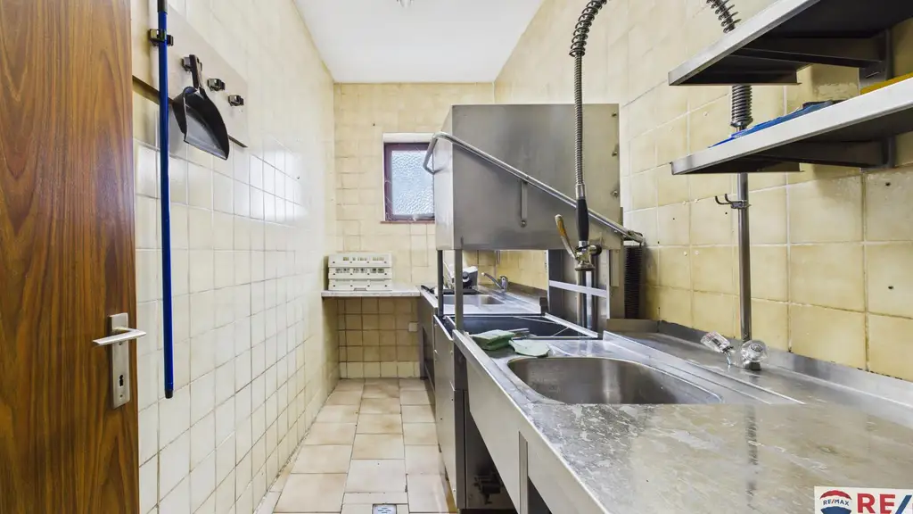 Voll ausgestattetes Gasthaus mit Wohnung in Angern an der March