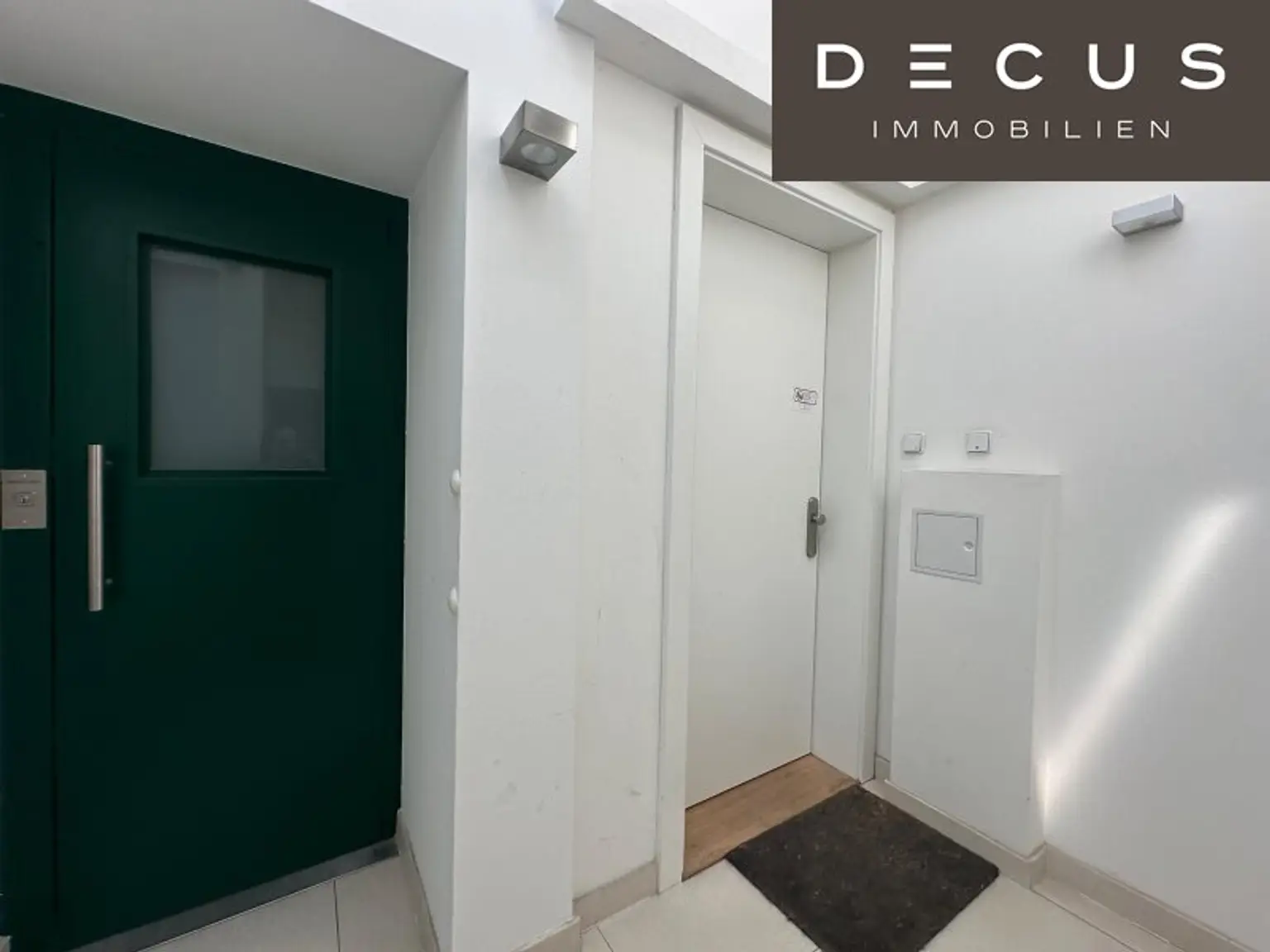 PENTHOUSE-RARITÄT: MIT DACHTERRASSE & 2 GARAGENPLÄTZEN