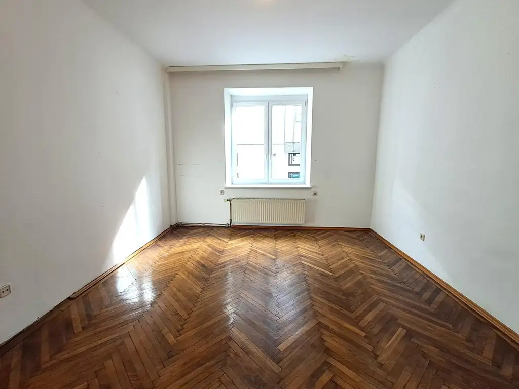 Altbau-Charme mit Potenzial – 4 Zimmer in Wien-Penzing