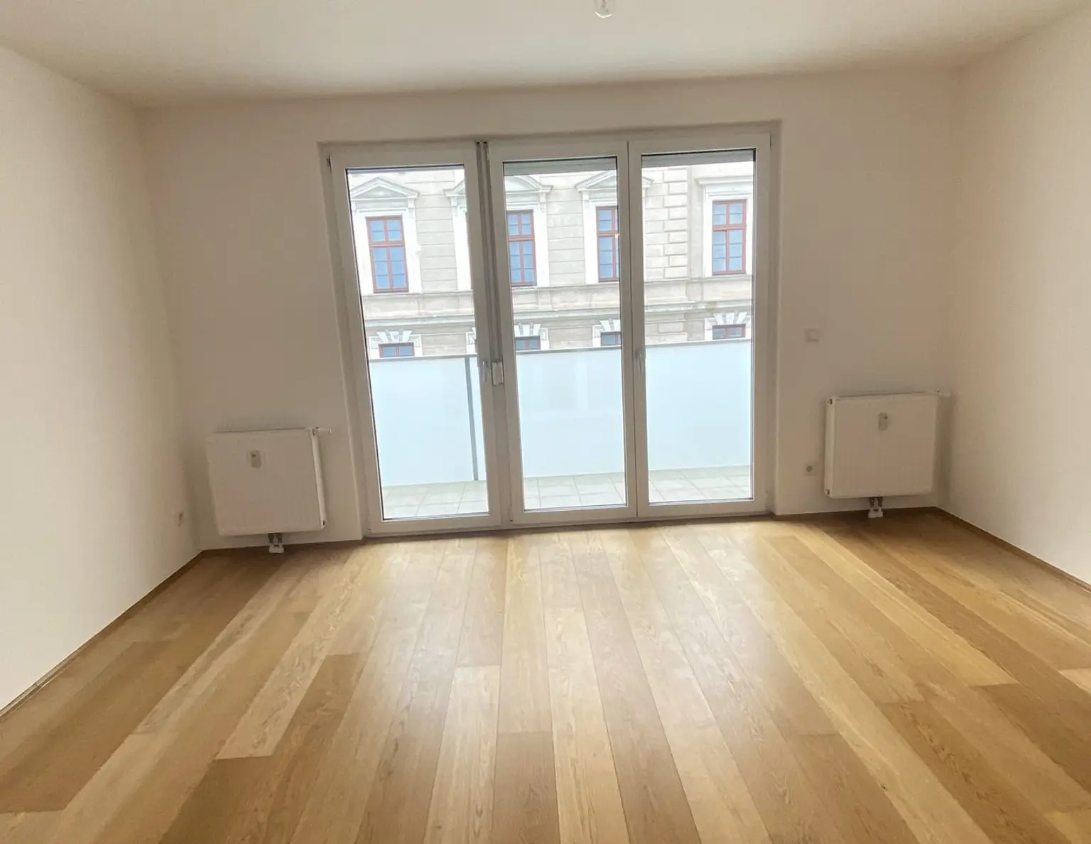 2-Zimmer-Loggia-Wohnung mit Küche - Nähe Schmelz - zu kaufen in 1160 Wien