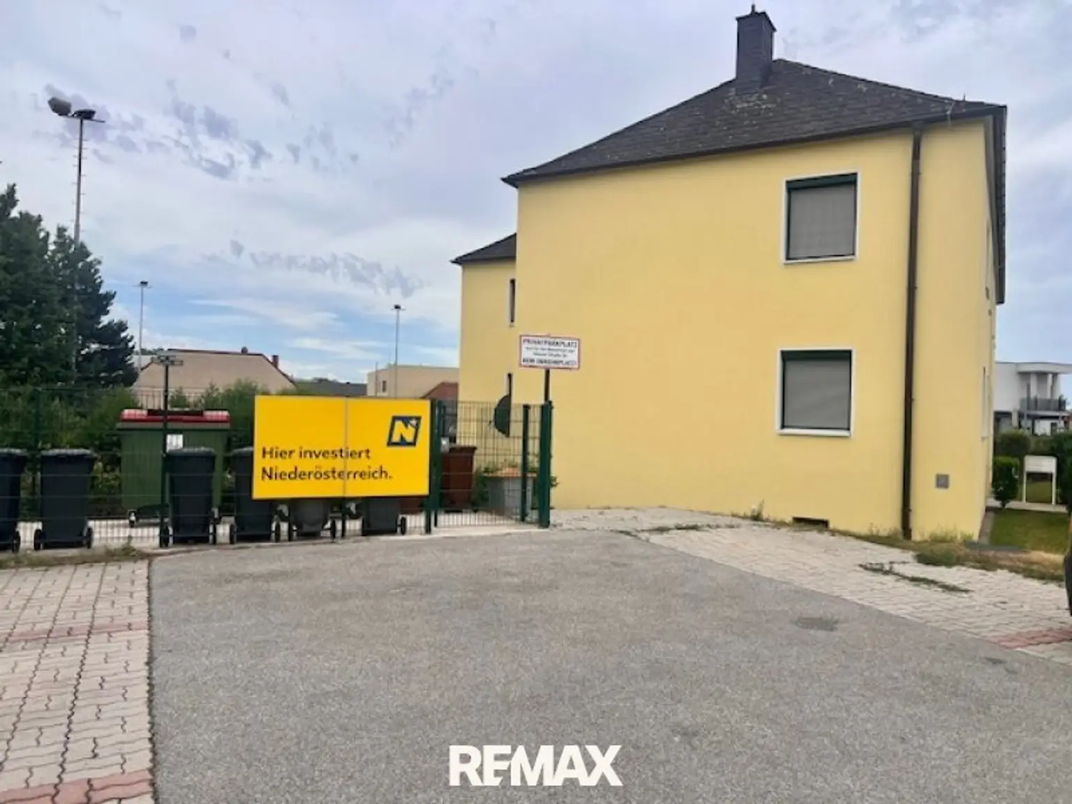 Umkehrplatz vor dem Haus