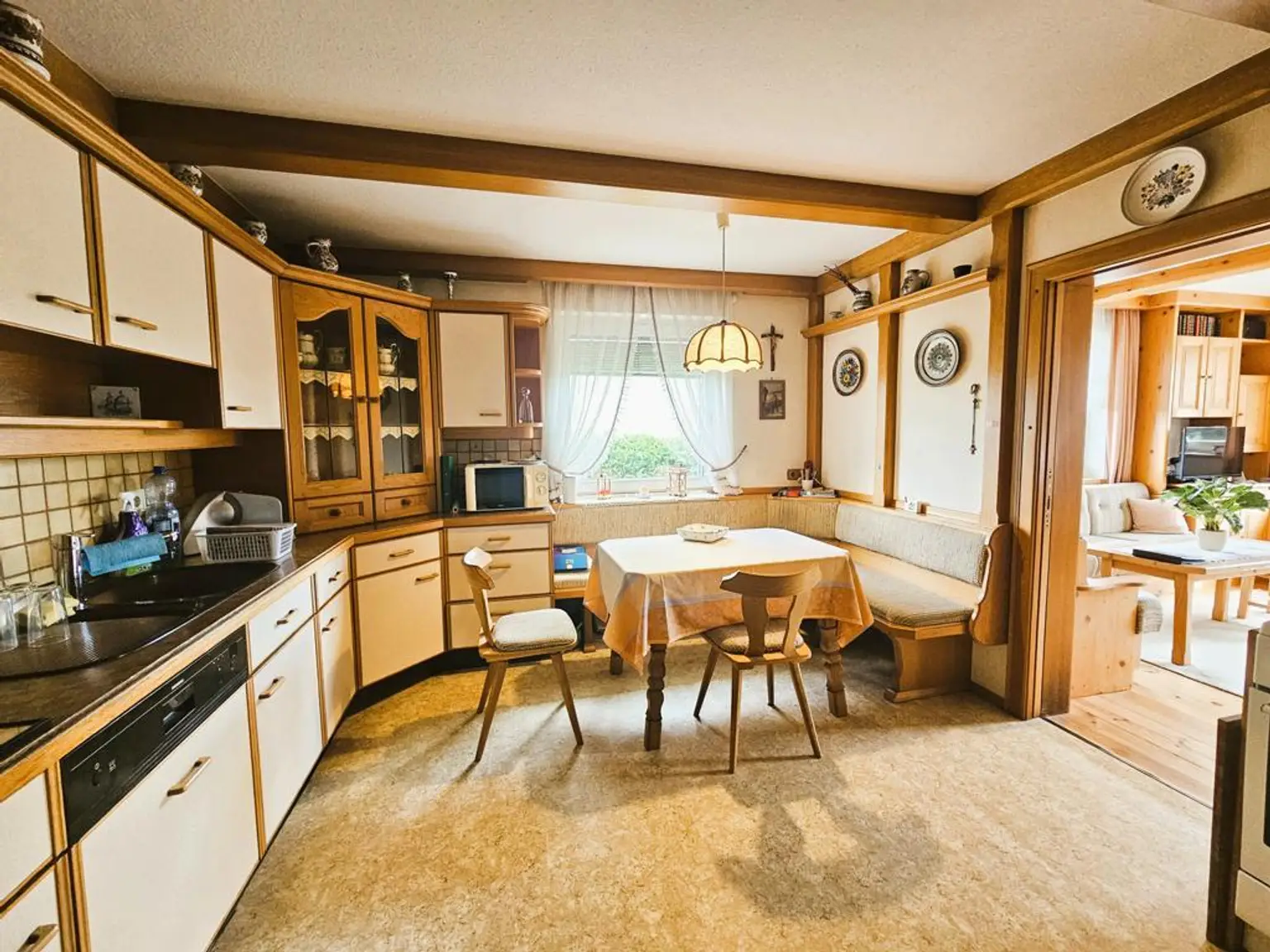 Äußerst gemütliches, sonniges Einfamilienhaus am Haslweg in Pinsdorf!
