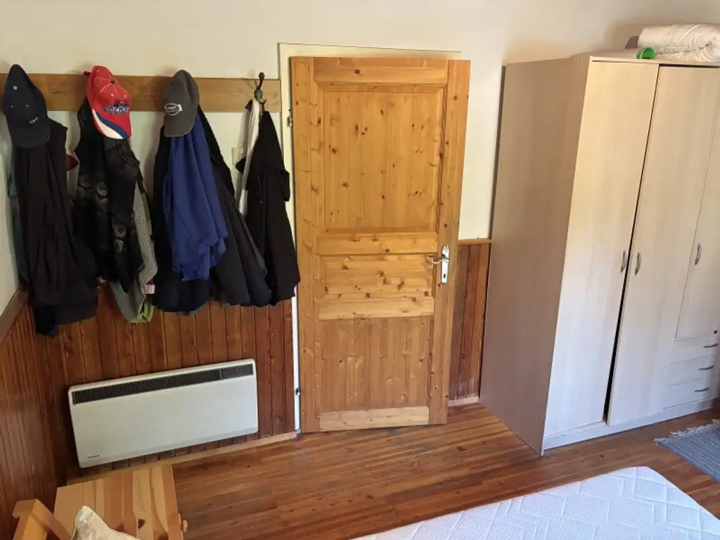 ** LEGENDE IN DER WEINIDYLLE ** D. Ehrensdorf !! Gepflegtes Haus mit ca. 245 m2 Nfl. in gediegener Ortsrandlage - Hauptwohnsitz möglich !!