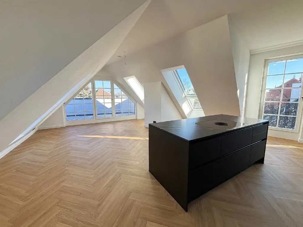 Stilvolle Dachmaisonette mit 3 Terrassen in neu errichteter Stilvilla + Garage 1180 Wien