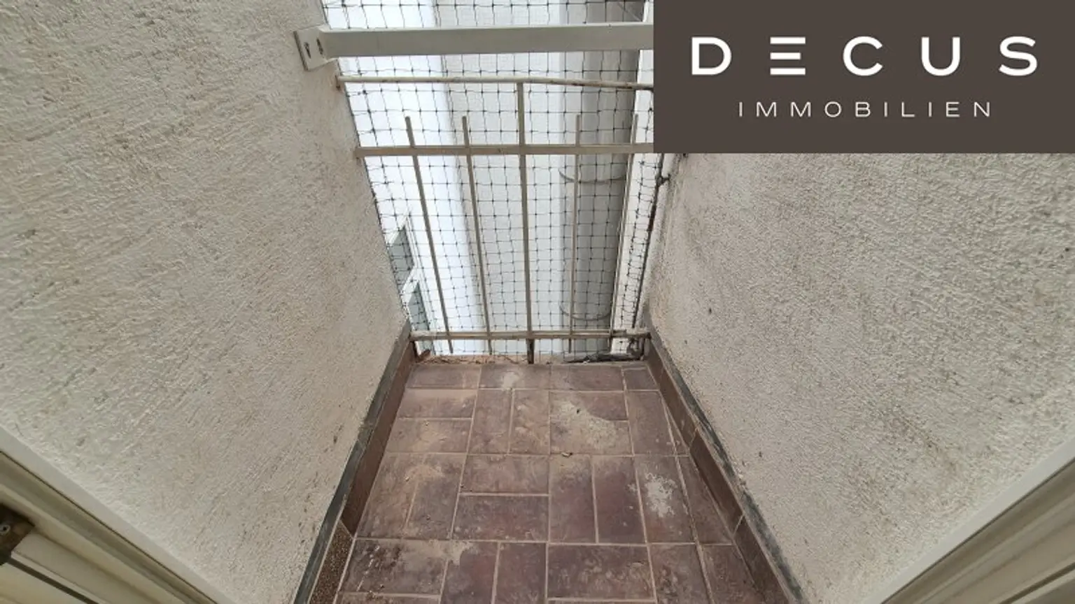 | 5 ZIMMER | ERSTBEZUG NACH SANIERUNG | REPRÄSENTATIVES HAUS |