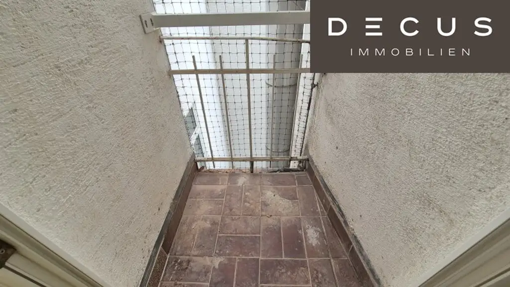 | 5 ZIMMER | ERSTBEZUG NACH SANIERUNG | REPRÄSENTATIVES HAUS |