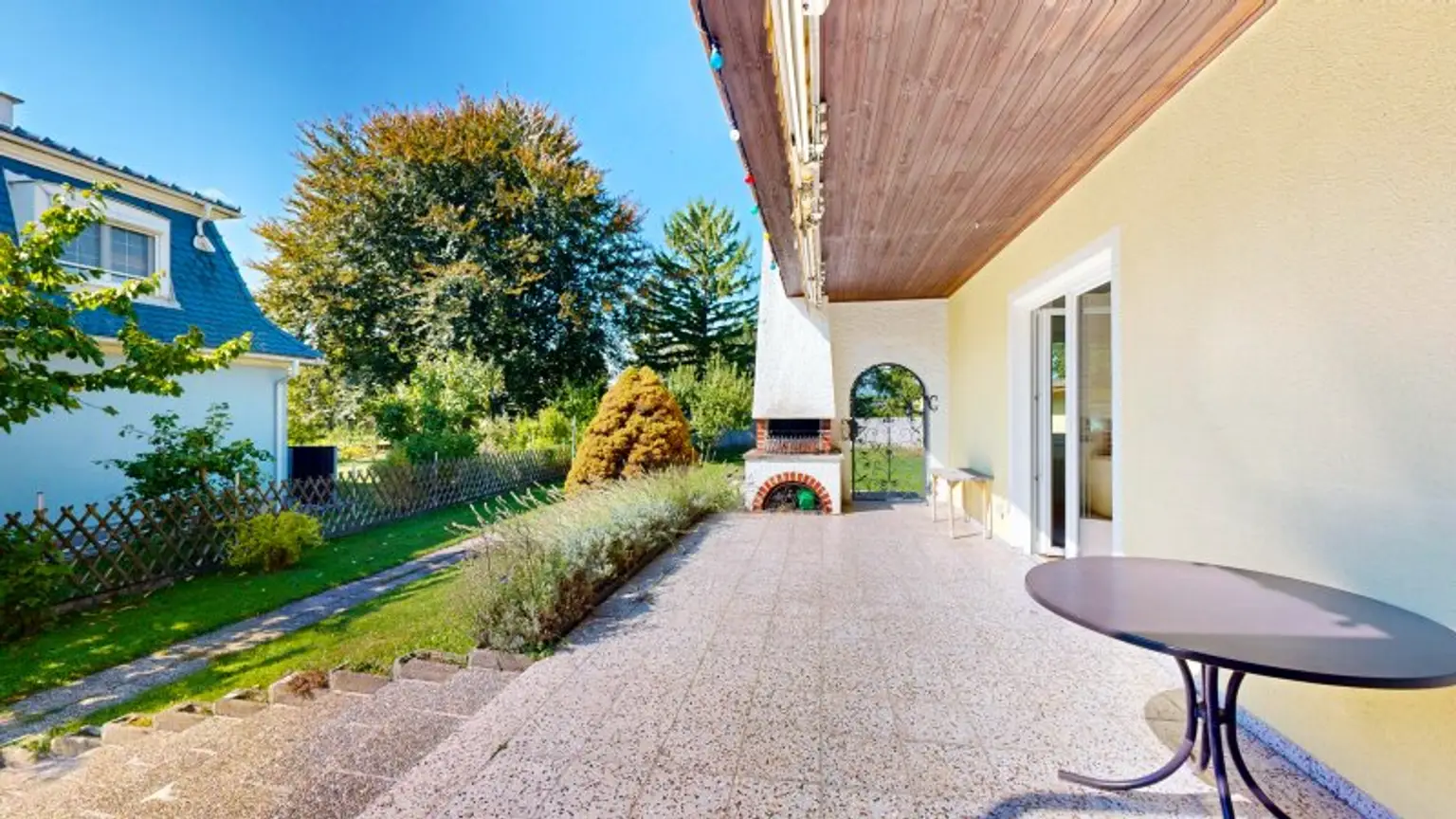 Hinreißender Bungalow mit großem Garten und Entwicklungspotential | 3 Zimmer | Terrasse