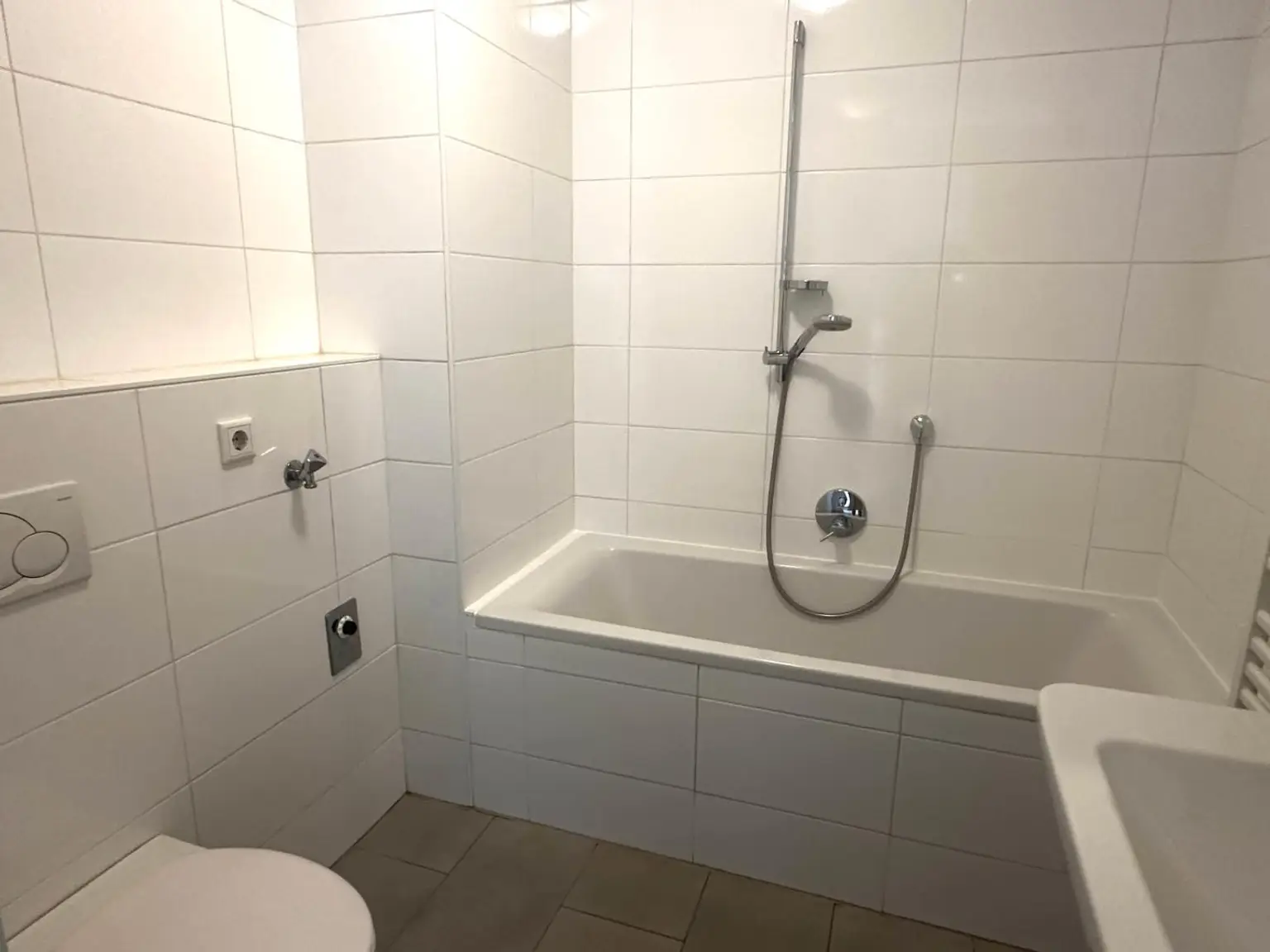 Wohnhaus Leonfeldnerstraße 210