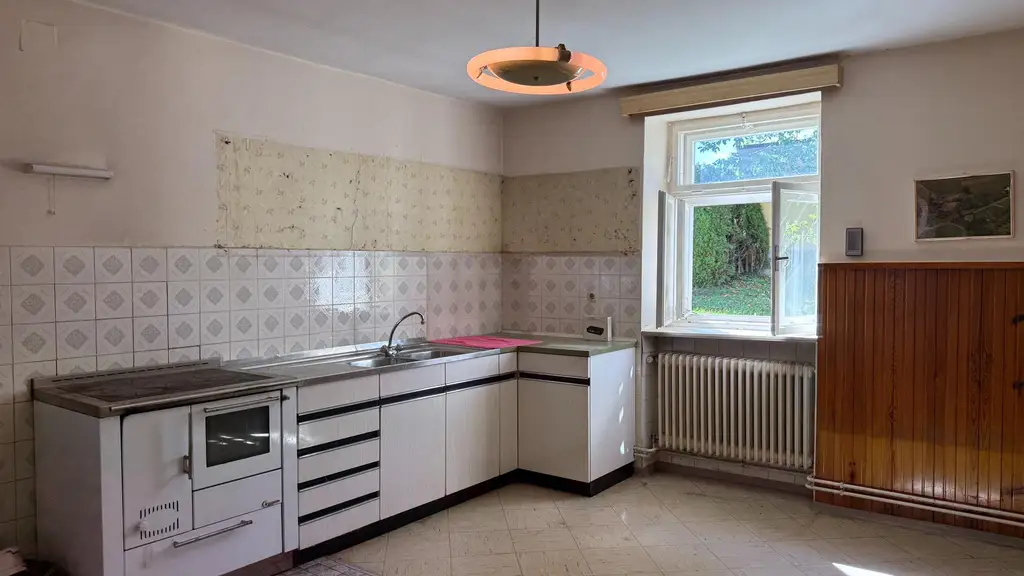 Rarität "Vierkanter" direkt neben dem Golfplatz