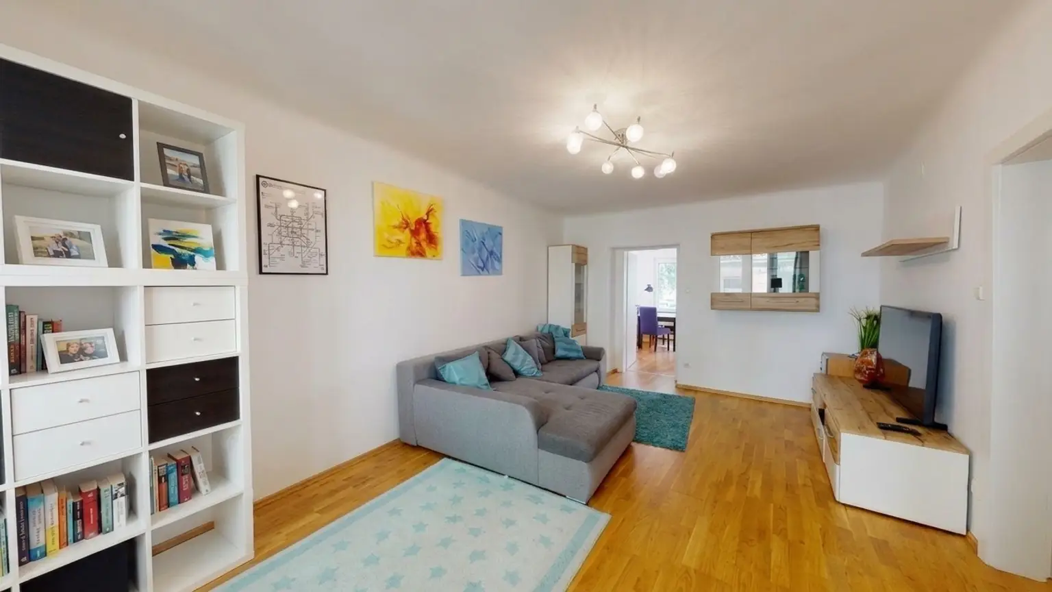 Helle Familienwohnung mit 2 Loggien und Gemeinschaftsgarten