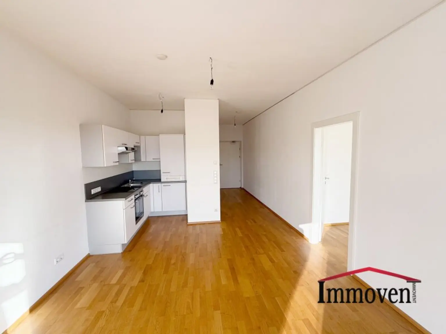 Sehr schöne und helle 2-Zimmerwohnung mit Terrasse!