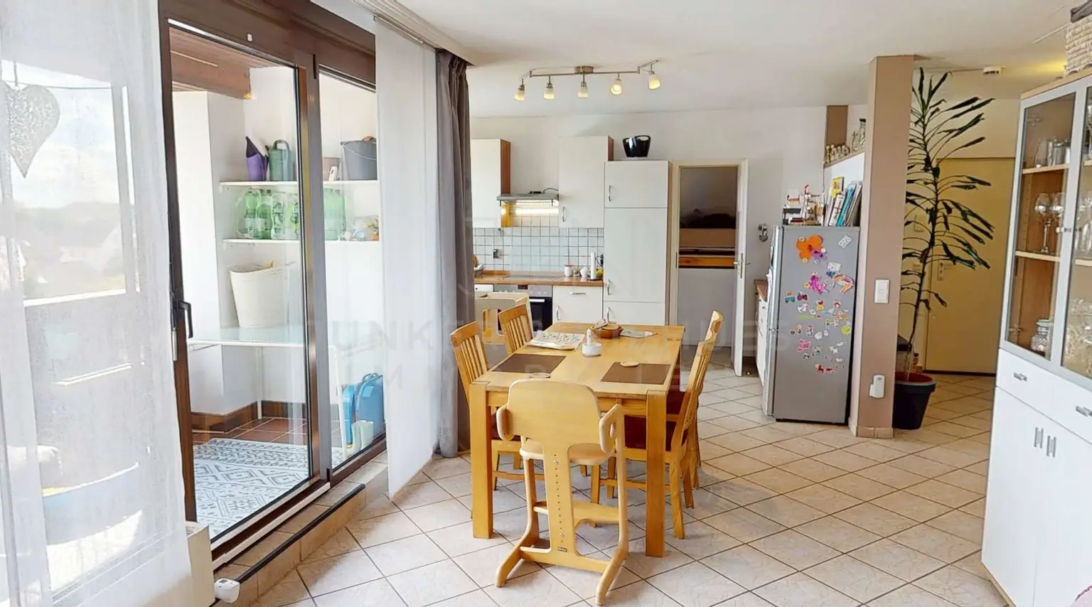 Wohn- und Essbereich