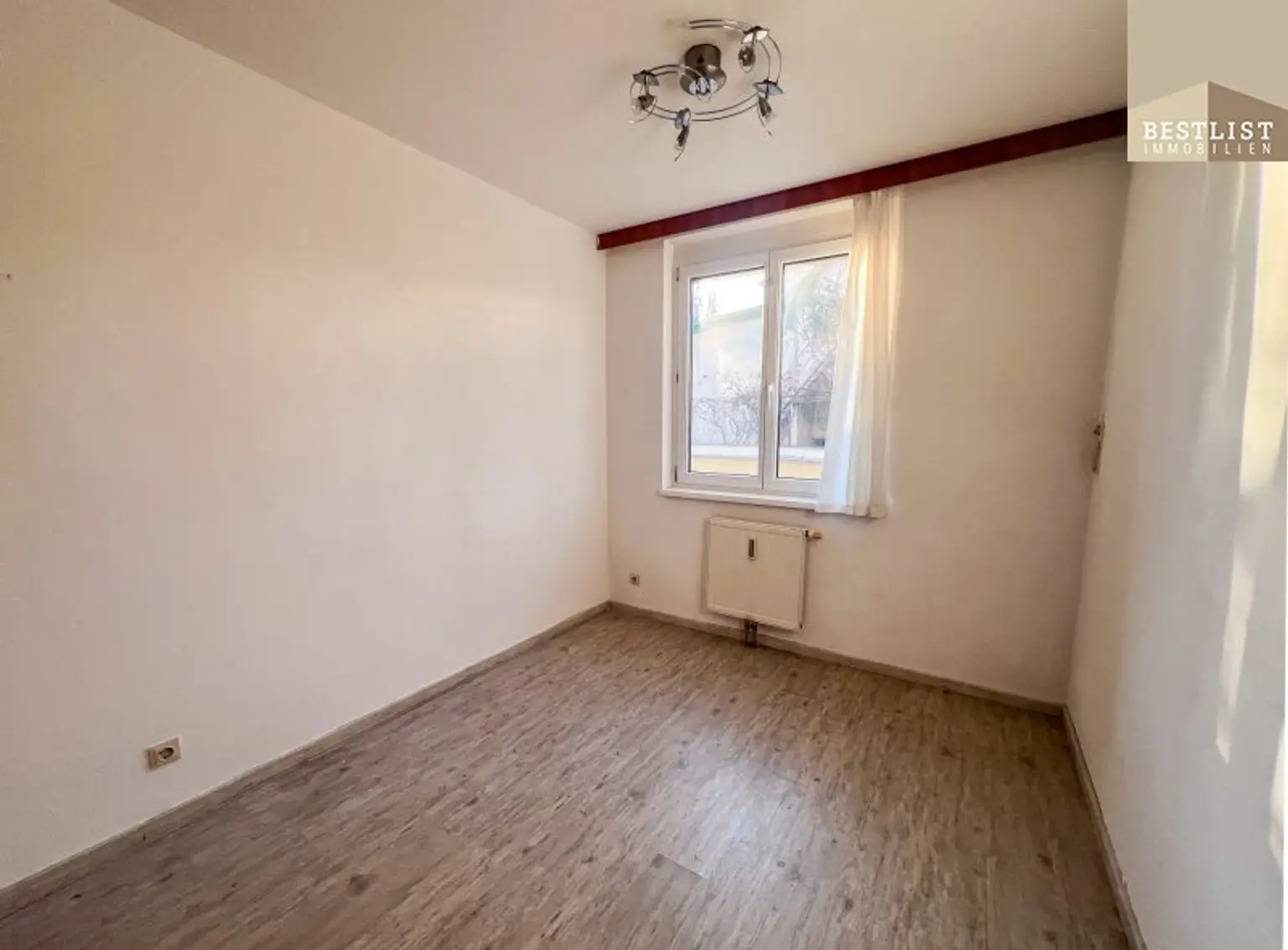 Smart wohnen in Tribuswinkel – Terrasse, Tiefgarage, Abstellplatz und Top-Infrastruktur