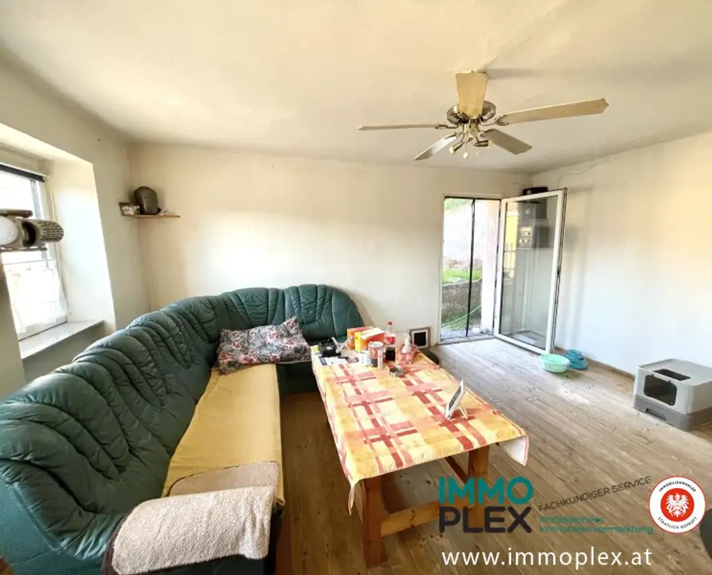 Einfamilienhaus mit 3 Zimmer und Garage zum FERTIG herrichten in Zemling zu verkaufen!