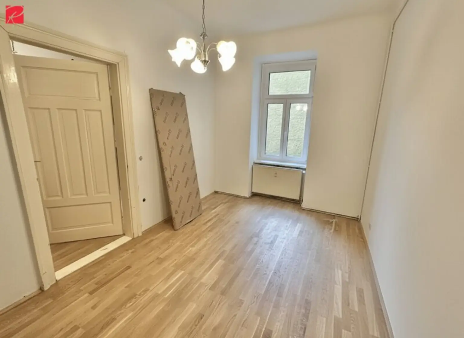 Heller Wohn/Schlafraum