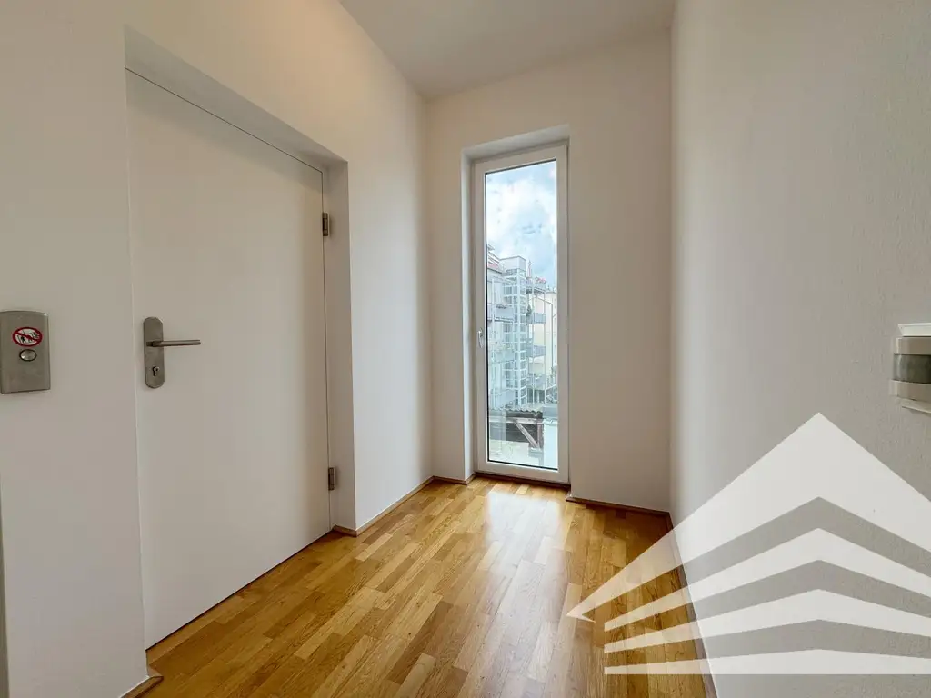 Moderne 2 Zimmerwohnung mit Küche und Loggia im Linzer Stockhofviertel