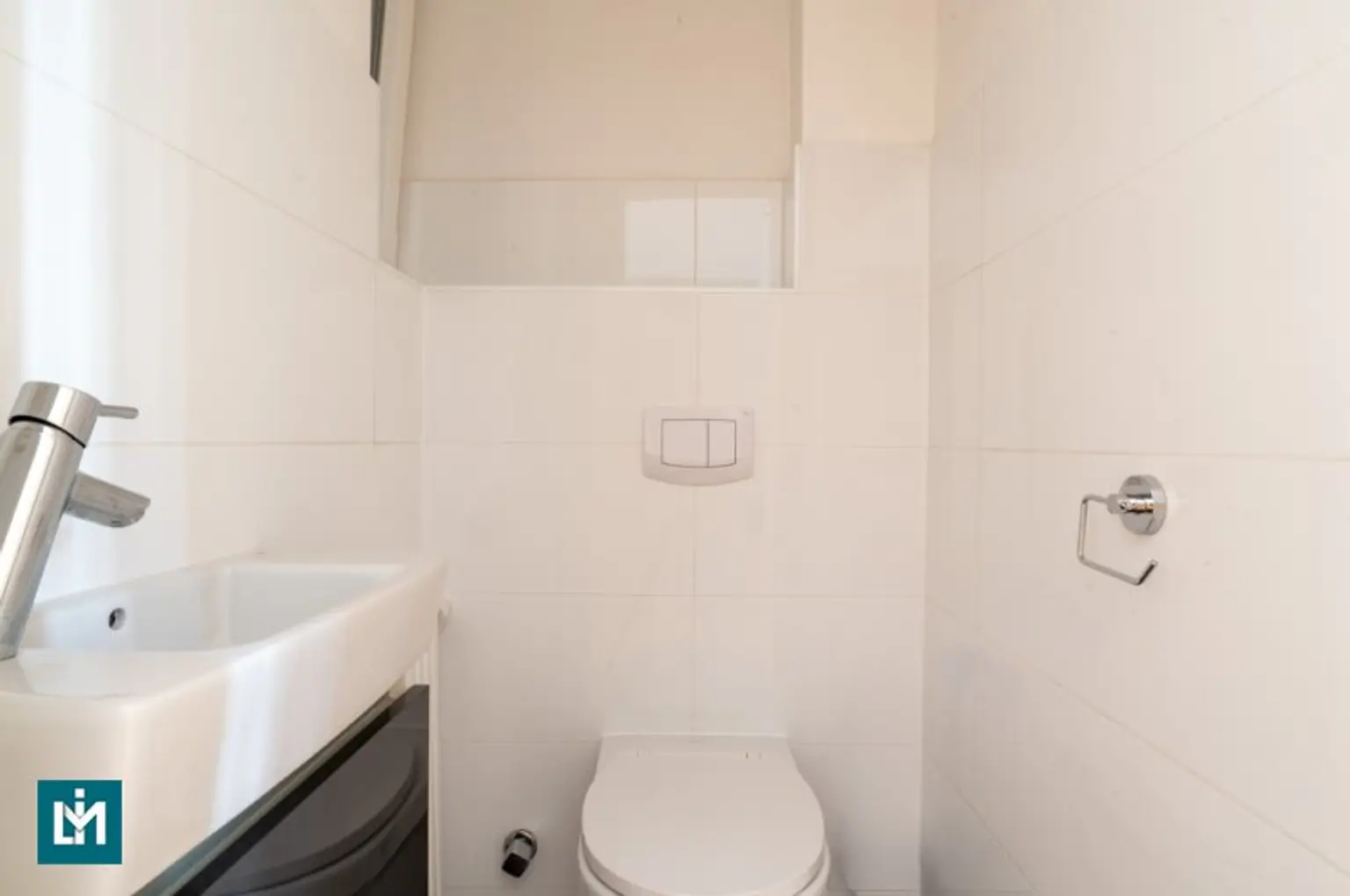 SCHÖNE 3 - ZIMMER WOHNUNG / NÄHE AUGARTEN