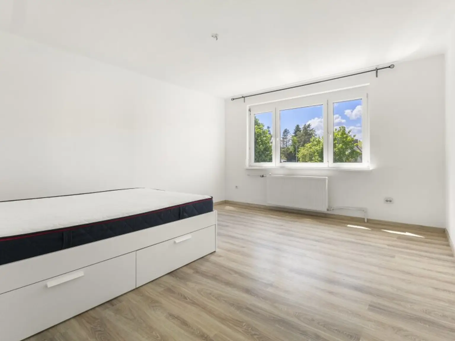 Schöne sanierte 1,5 Zimmer Wohnung mit Parkplatz in Klagenfurt in der Hausergasse - Nähe Lendkanal