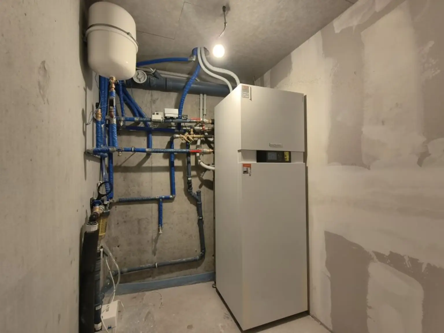 WOHNEN AM TOR ZUR NATUR – UND DOCH GANZ NAH AN WIEN - EXKLUSIVES TOWNHAUS AUF EIGENGRUND IN WEIDLING