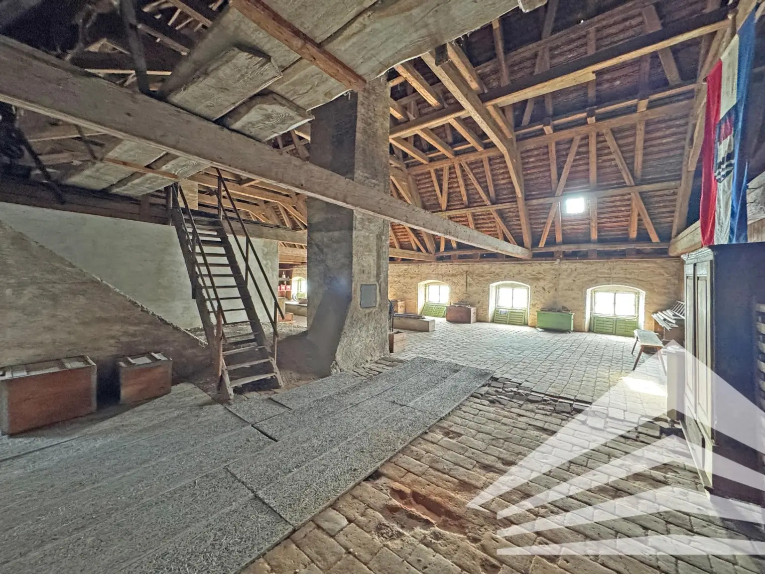 Dachboden Heindlkai 17