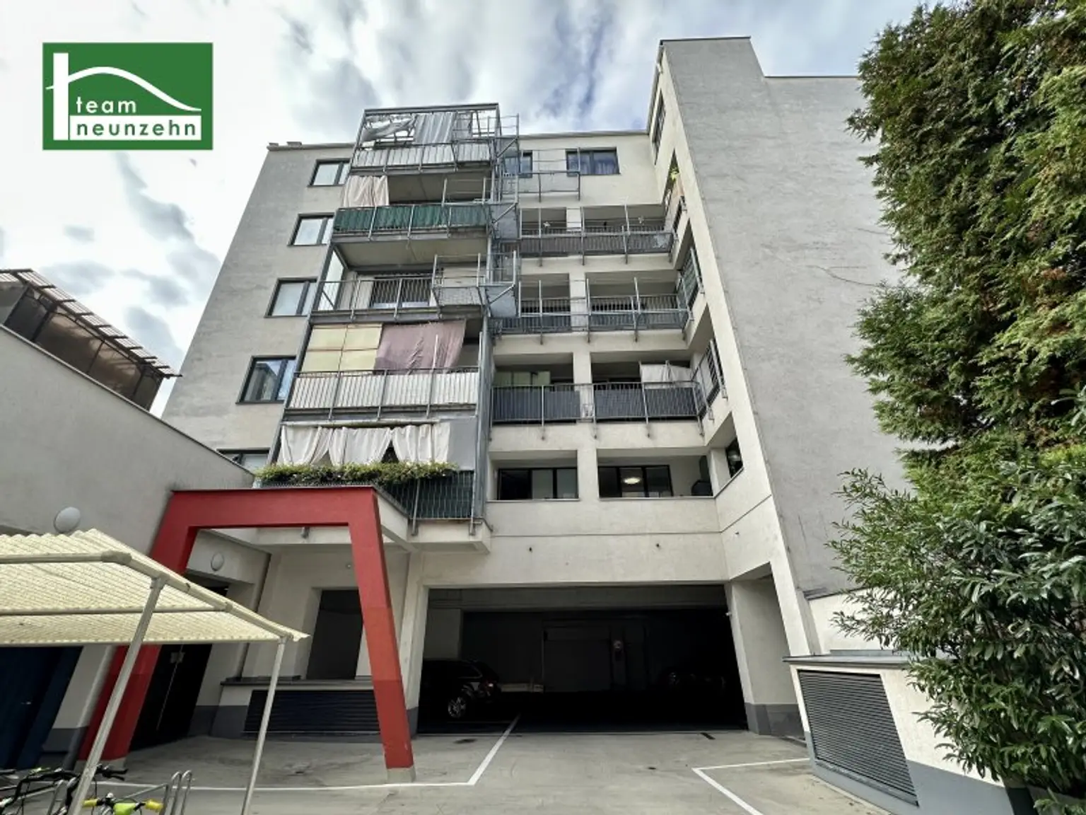 Helle 3-Zimmer Wohnung inkl. Loggia und Einbauküche - ab 01.09. beziehbar!