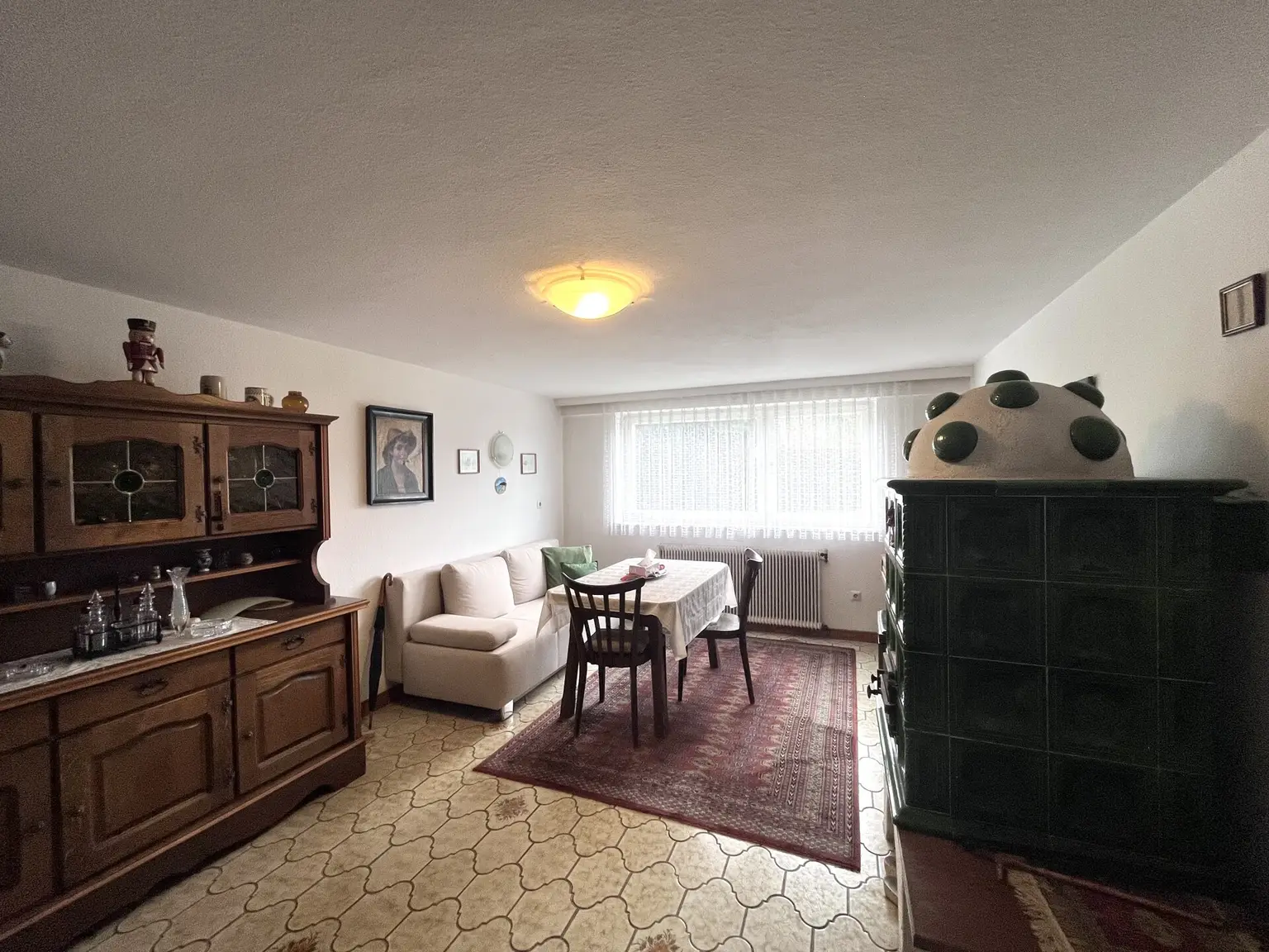 Schönes Einfamilienhaus mit Gartenparadies