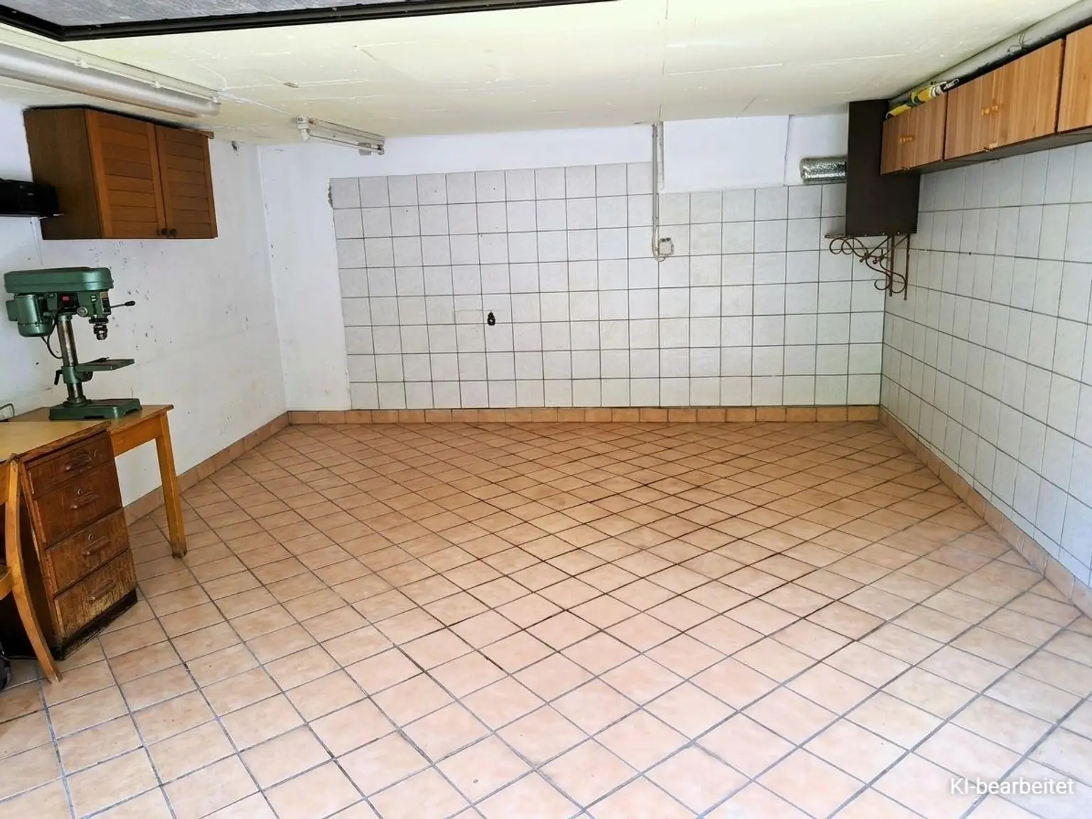Garage 1
