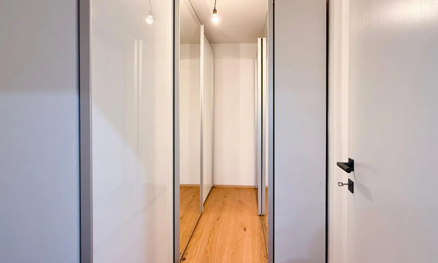 Nähe Mariahilferstraße / Sofort einziehen / 2 Zimmerwohnung