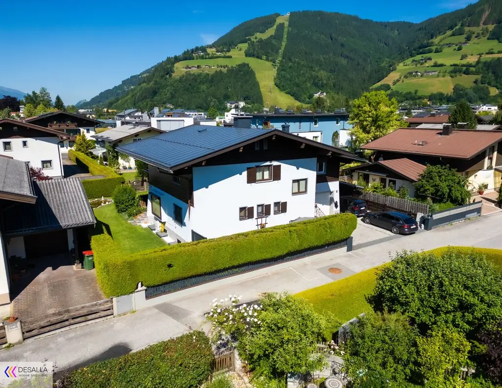 Attraktive 3-Zimmer-Wohnung mit Westbalkon und großzügigem Dachboden