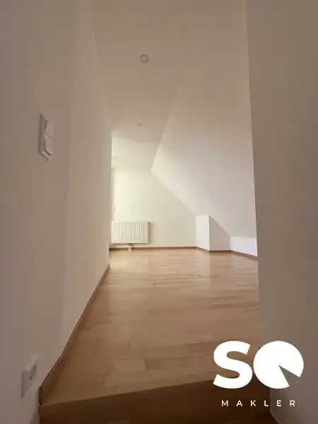 # SQ - HELLE, RUHIGE 2 ZIMMER DG-WOHNUNG INKL. TERRASSE - NÄHE RIVERSIDE - 1230 WIEN - TAG DER OFFENEN TÜR: 31.10.2025 14:00-17:00