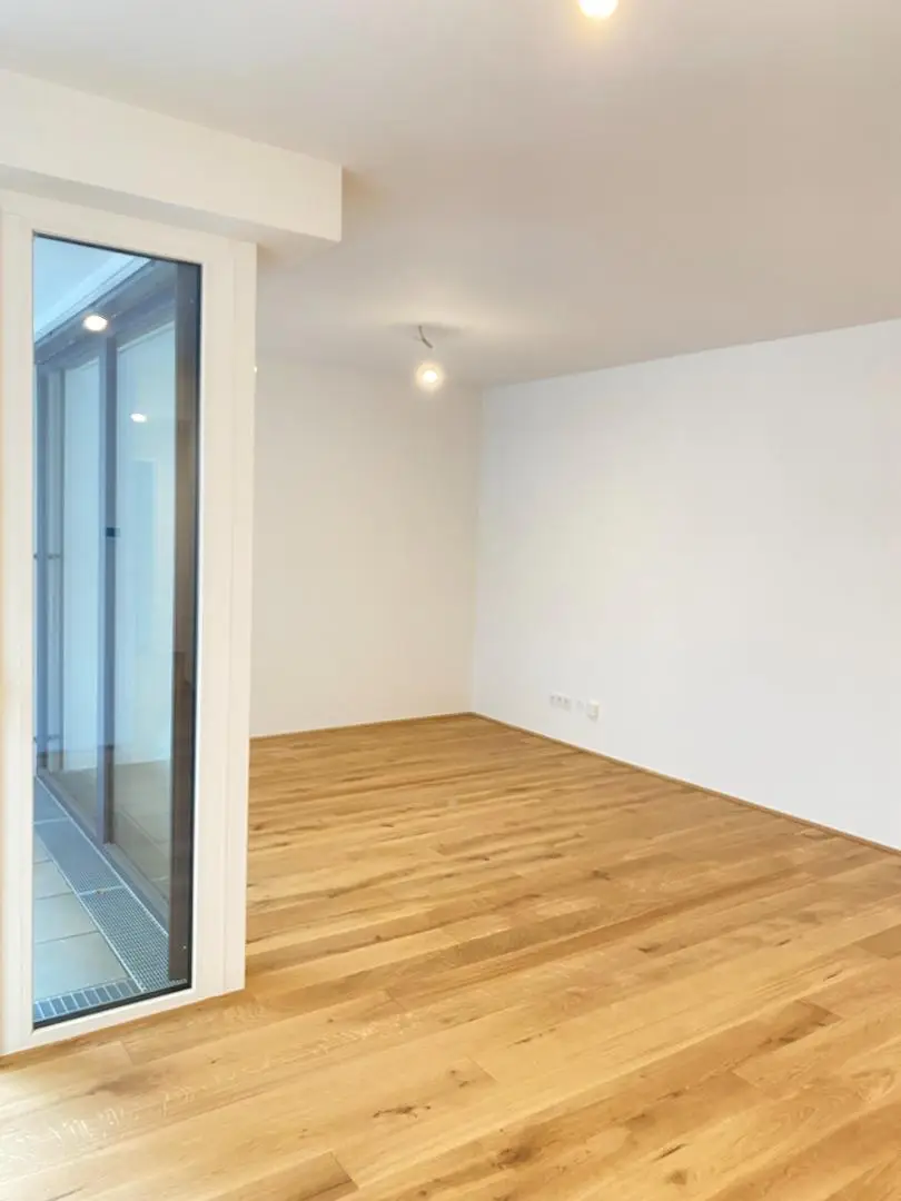 2-Zimmer-Wohnung / auch als Büro geeignet