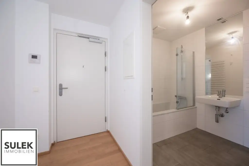 helle moderne 3 Zimmerwohnung mit traumhaften Blick über den Donaukanal