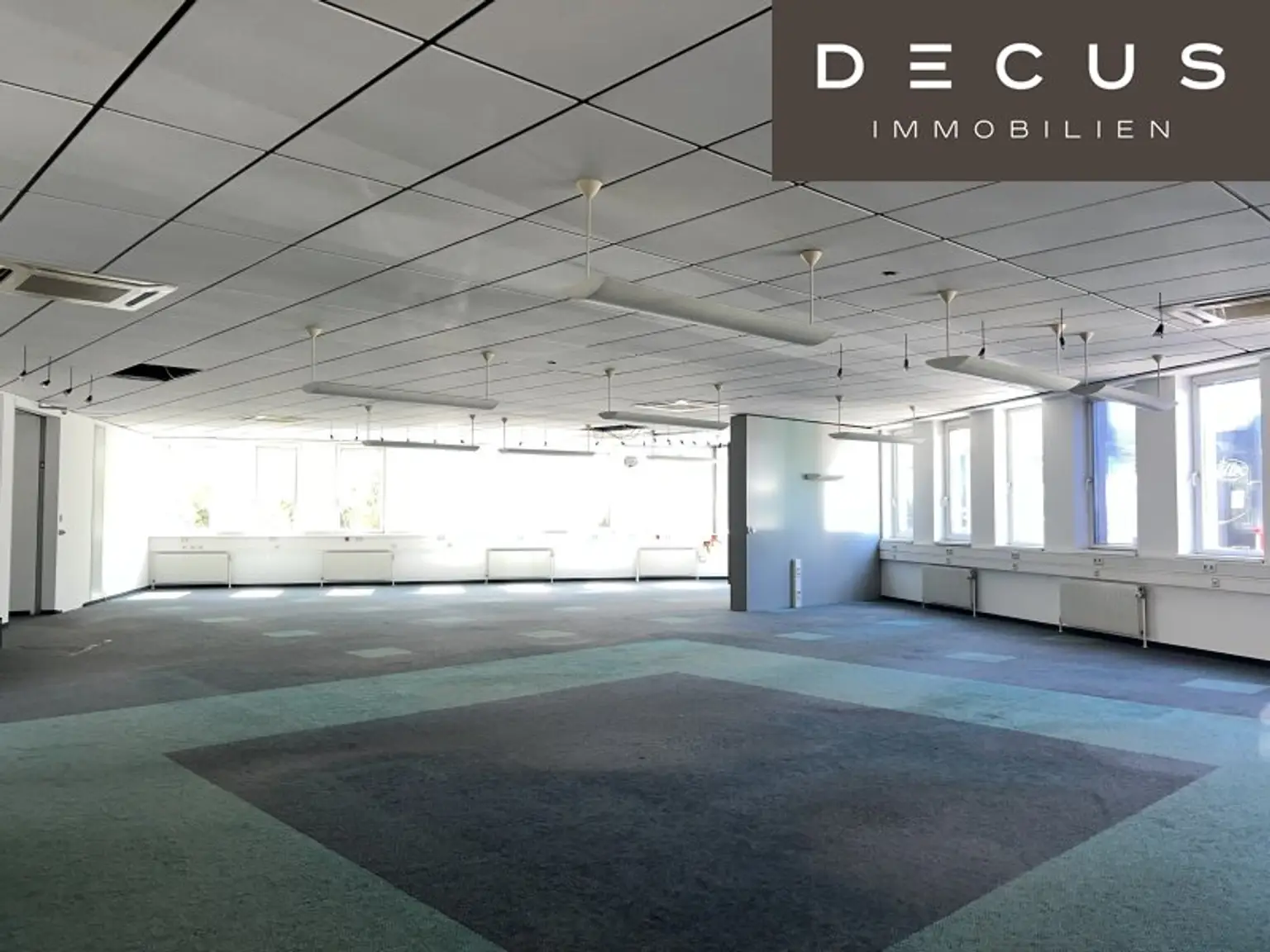 Erdgeschoß - Schauraum