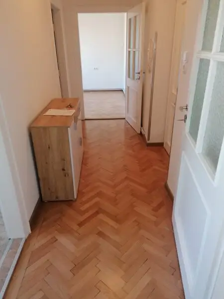 Gemütliche, kleine Wohnung mit Gemeinschaftsgarten