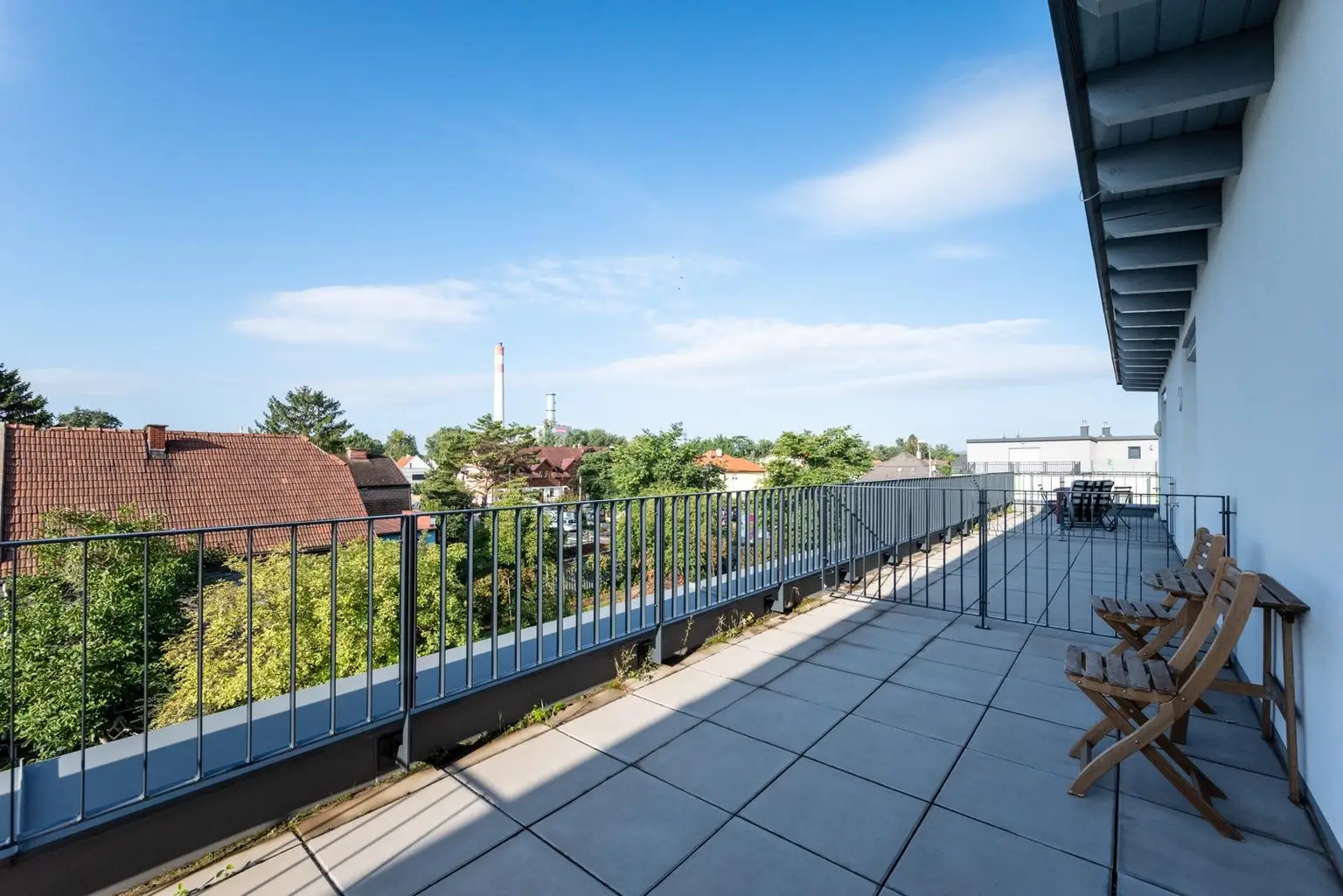 "Tolle Lage, Tolles Haus - LOBAU inkl. Autoabstellplatz"