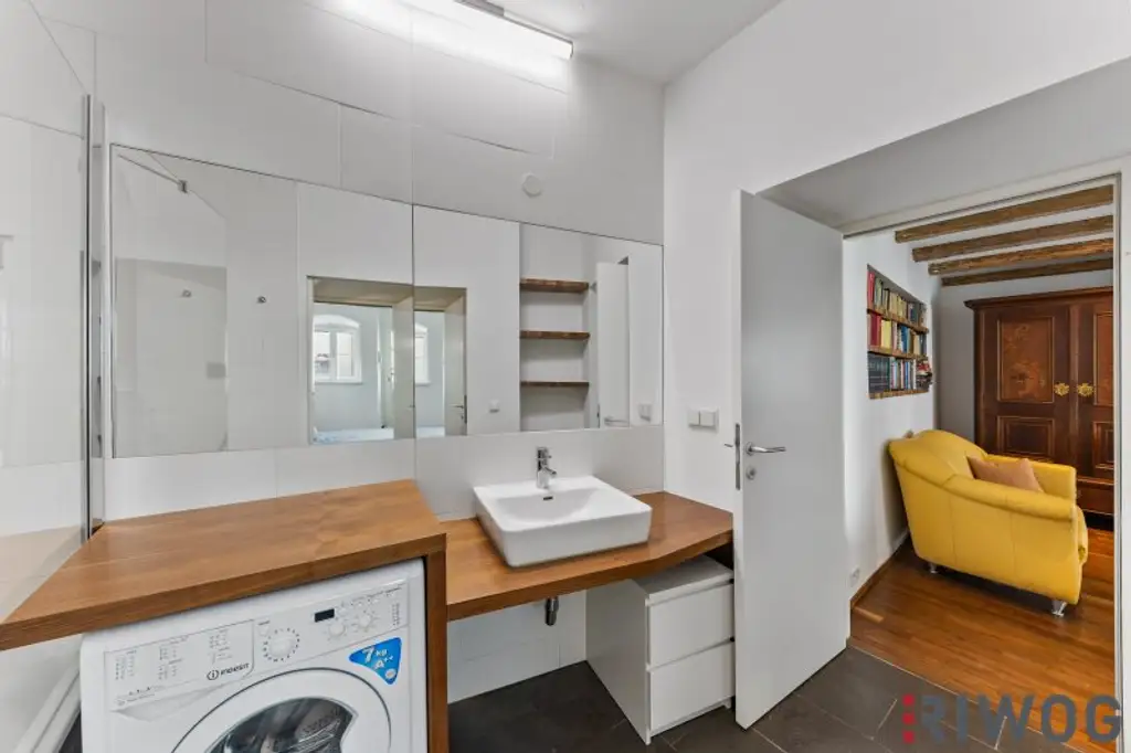 Domizil im Herzen von Grinzing - inklusive 90m² Dachterrasse und separater Büroeinheit I Praxis
