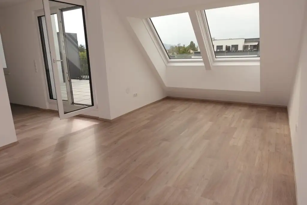 DG-TERRASSE-Garçonnière, Zweitbezug