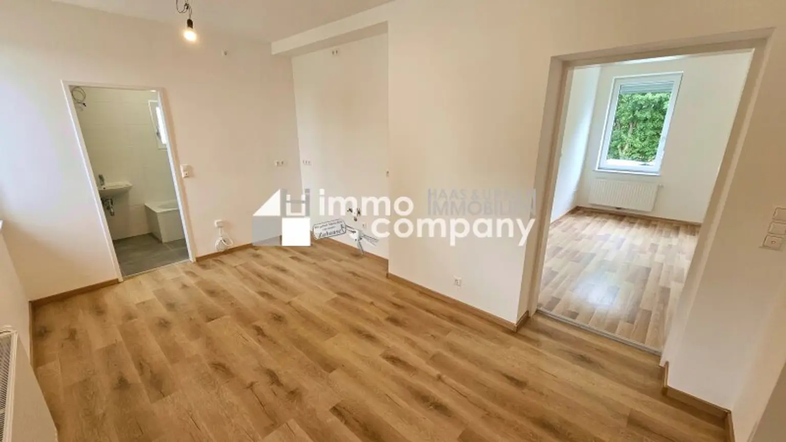 Alles NEU! Erstbezug nach Modernisierung und Renovierung! Tolles Miethaus in Trautmannsdorf!
