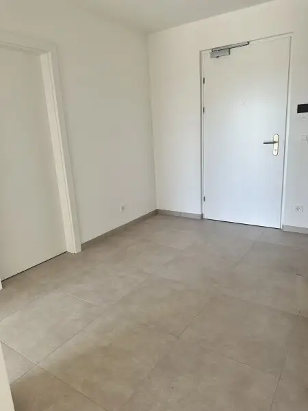 Gartenwohnung Nähe Mühlwasser! 4 Zimmer möglich! In 9 Minuten öffentlich zur U2 Aspernstraße! Provisionsfrei für den Käufer!