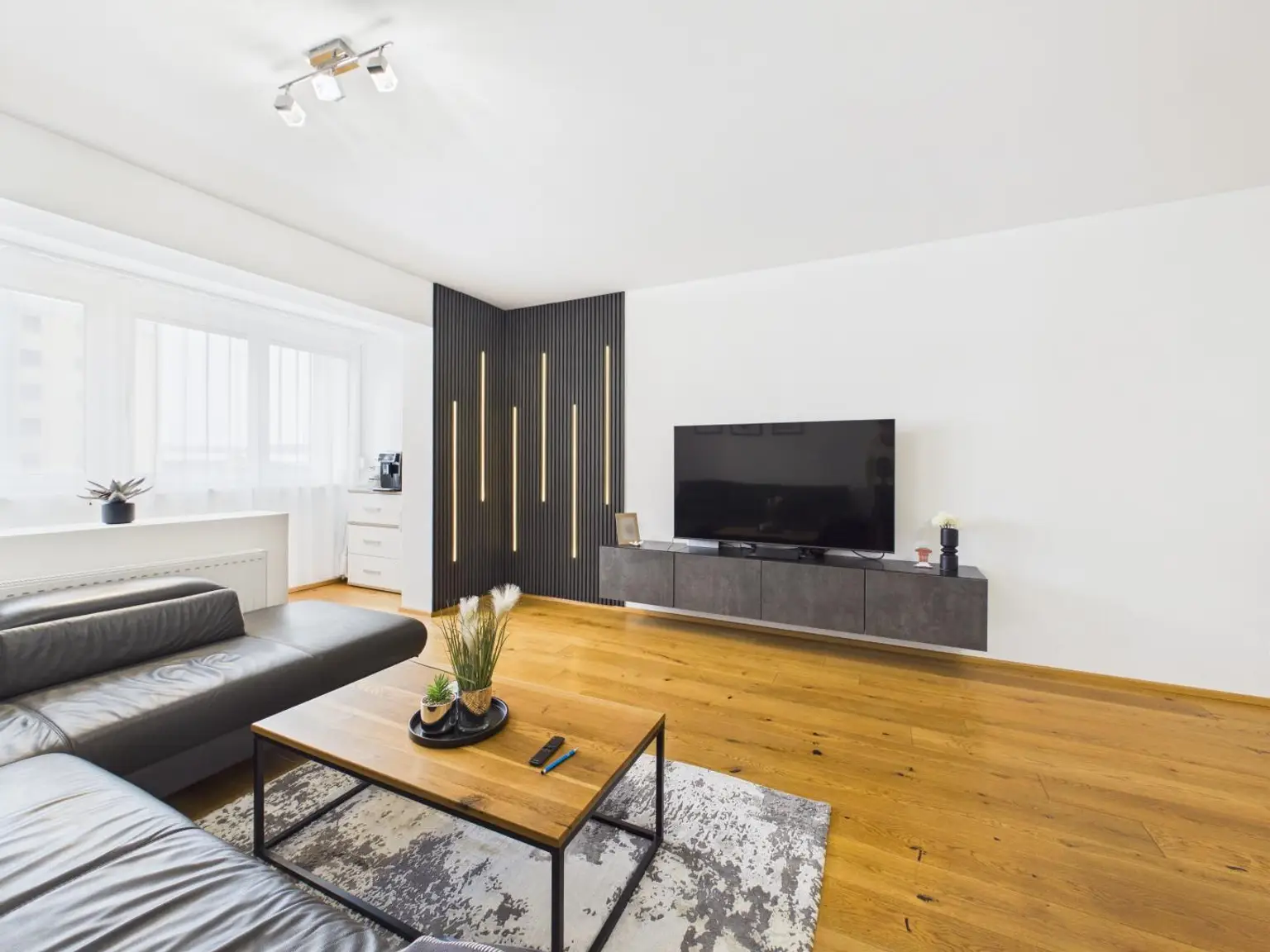 Wohn- und Essbereich 4