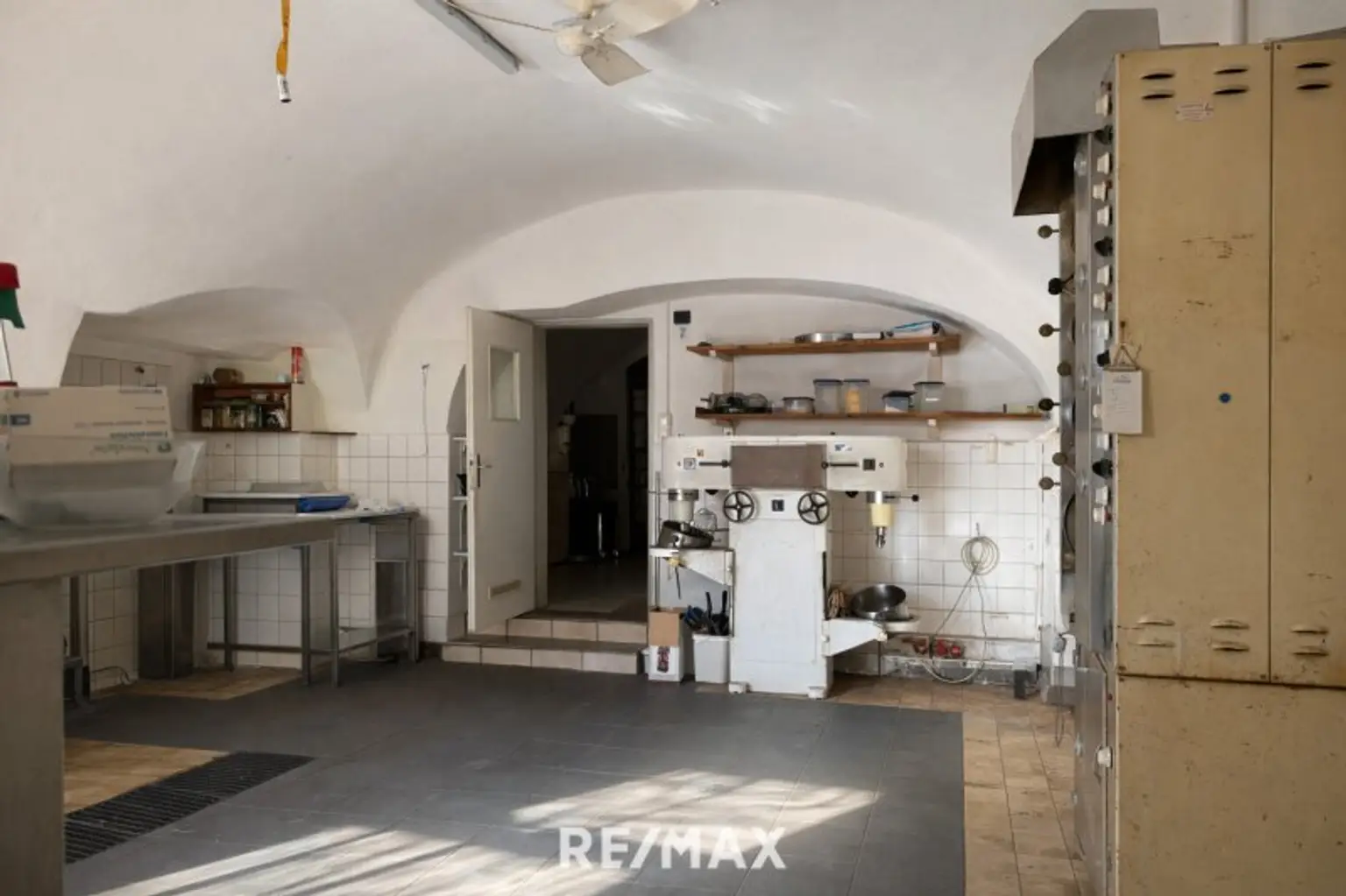 *** 885 m² Wohn- & Geschäftsfläche im Zentrum von Kindberg mit Entwicklungspotenzial! ***