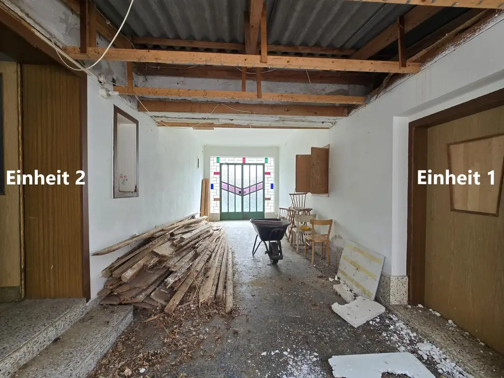 Dreikanthof mit vier Grundstücken in einer Sackgasse (ruhige Lage)