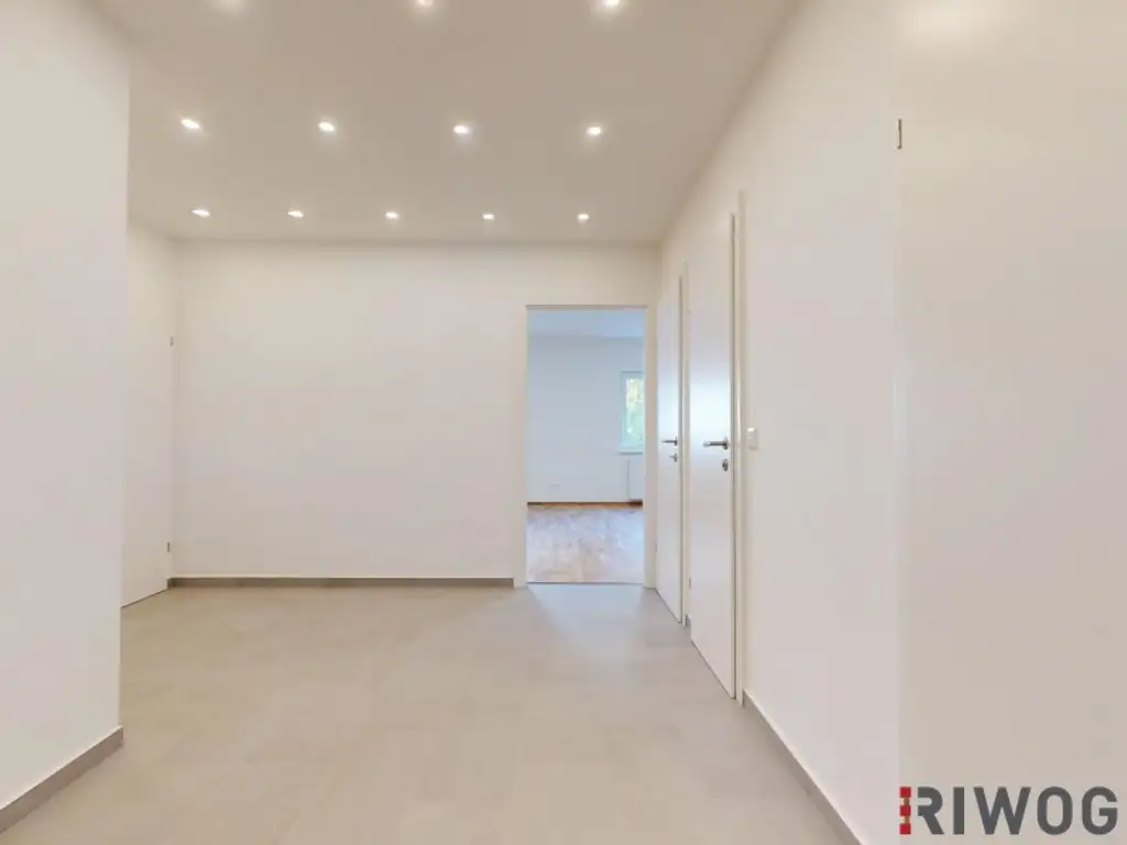 ERSTBEZUG nach Sanierung I 3 Zimmer Wohnung mit Balkon in wundervoller Grünlage I Tischler Einbauküche inkl. Siemensgeräte im Preis inbegriffen