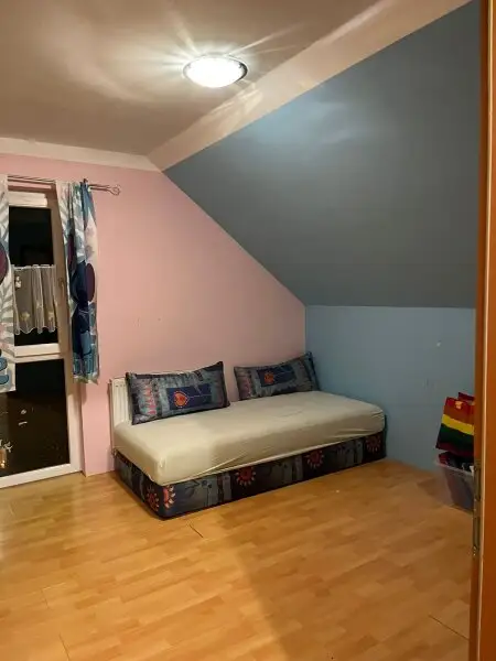 +Einzigartiges Einfamilienhaus mit Nebengebäude in Enzesfeld-Lindabrunn+