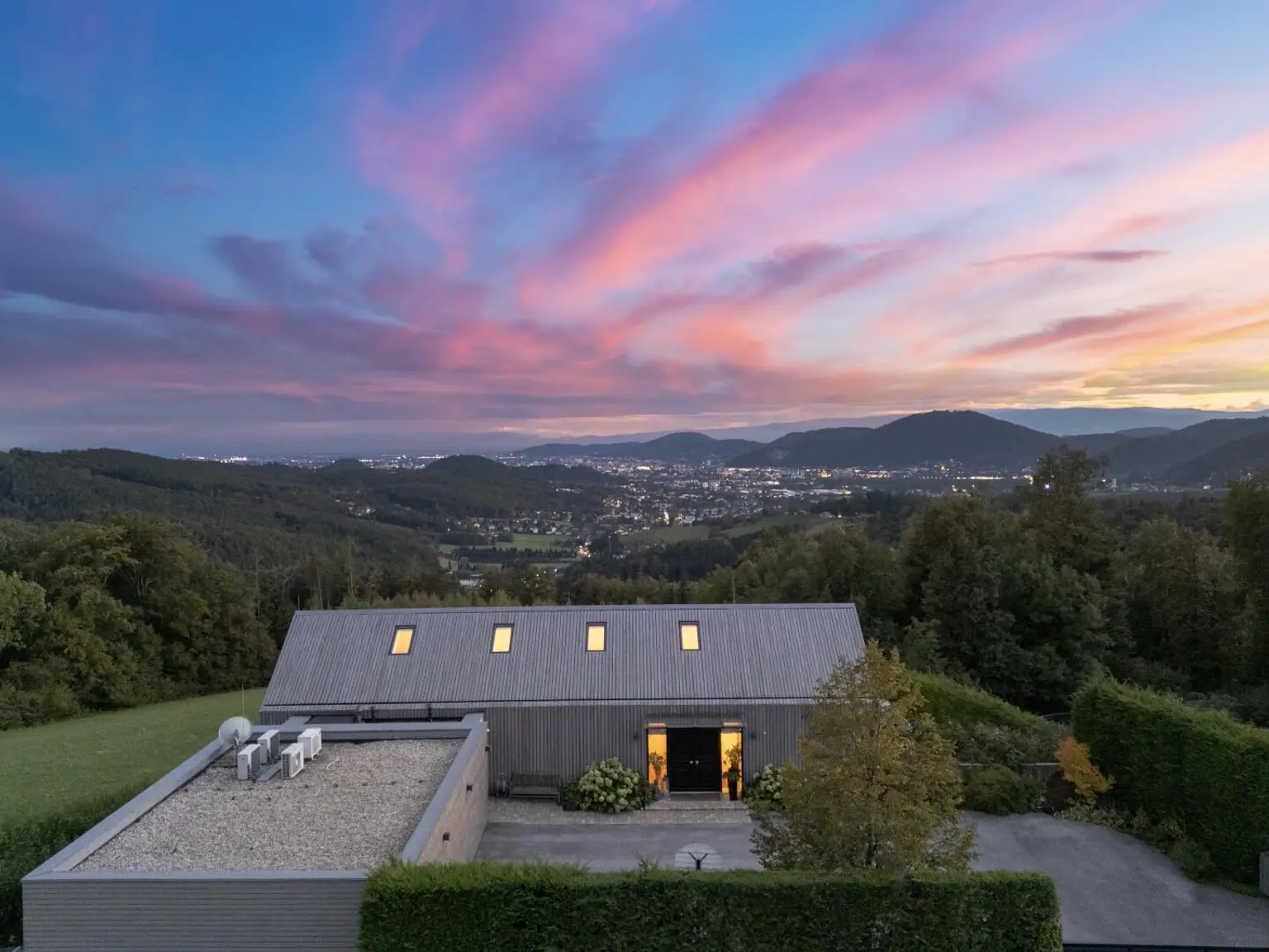 Graz Nord - Zösenberg - Charmante Villa mit traumhaften Stadtblick| Graz North - Zösenberg - Charming villa with fantastic city views