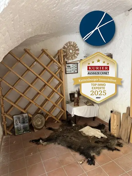 Großzügiges Haus mit Potenzial in guter Lage von Furth bei Göttweig