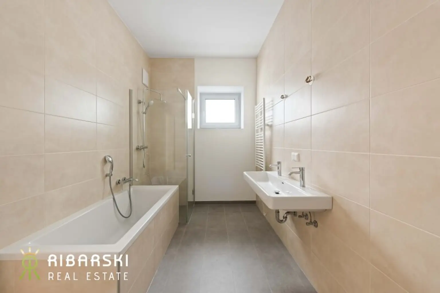 PROVISIONSFREI inkl. 2 TG Plätze - Wohnen in Verbundenheit - stylische Maisonette mit südseitiger Dachterrasse