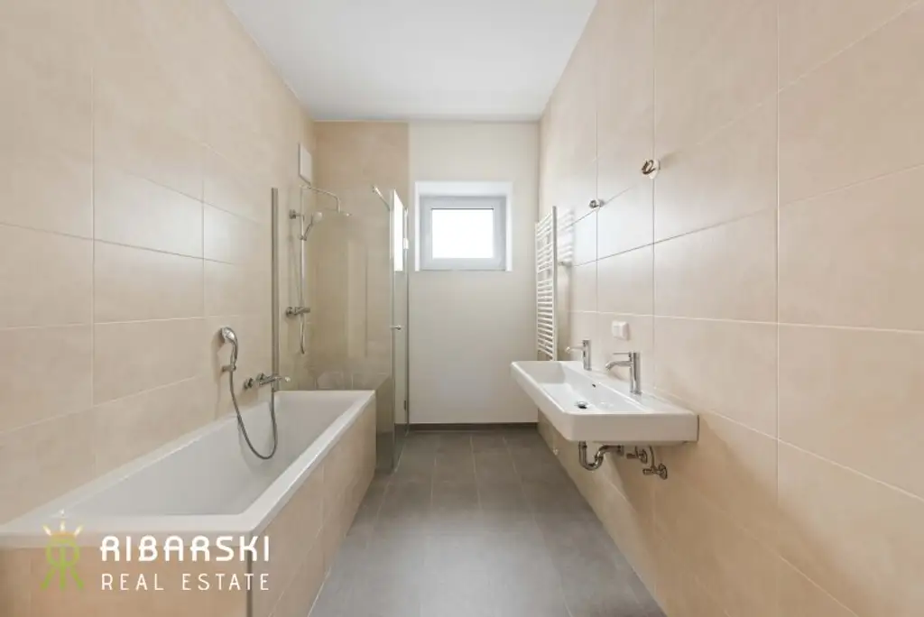 PROVISIONSFREI inkl. 2 TG Plätze - Wohnen in Verbundenheit - stylische Maisonette mit südseitiger Dachterrasse